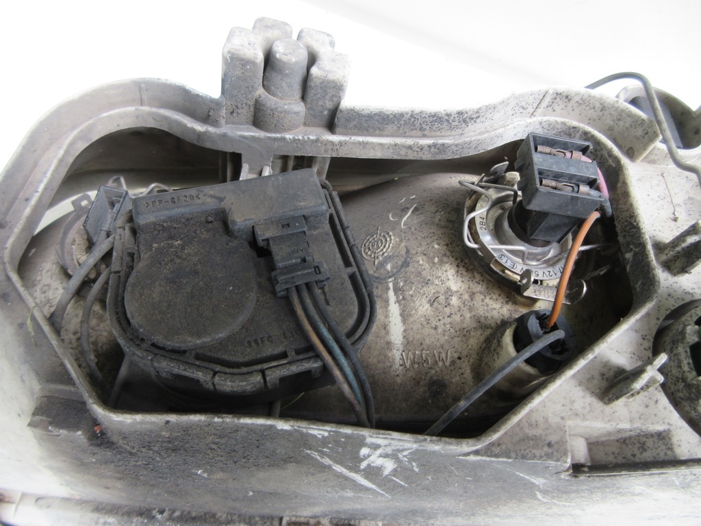 фото №8, Фара правый лампа ford fiesta mk4 96fg13005ac