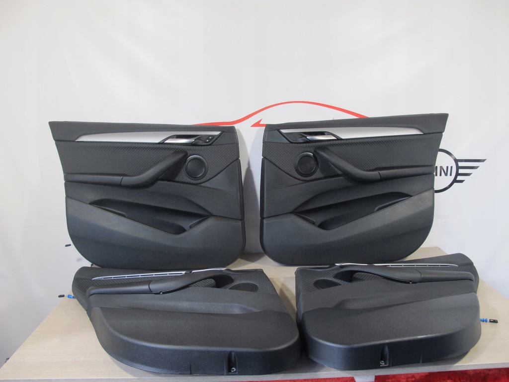 фото №1, Обшивки дверь bmw x1 f48 материал