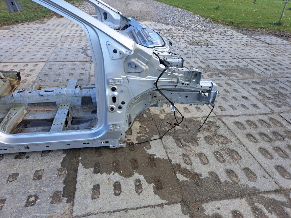 фото №3, Ford kuga mk2 lift 2017 r четверть правая перед