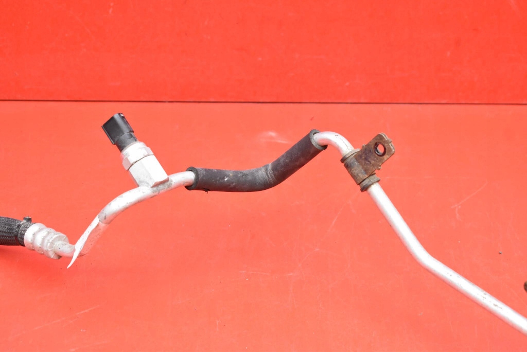 фото №7, Шланг трубка кондиционера 1031671-00-i tesla s lift awd performance 16-21