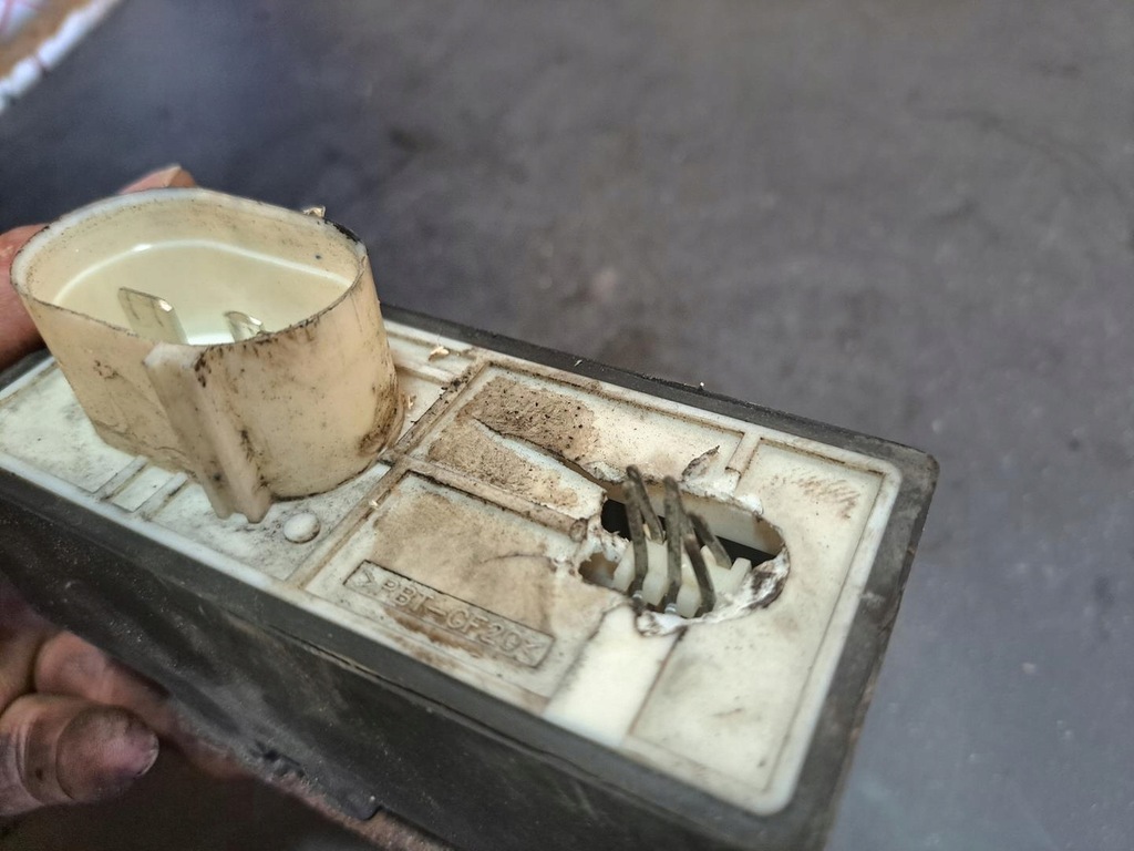 фото №8, Автомобіль skoda fabia i 1.2 1j0919506m блок керування modół вентиляторів