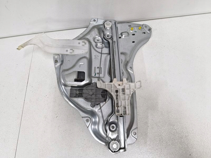 фото №6, Hyundai ix35 подъемник механизм стекло правый задняя задний моторчик 83480-2y000