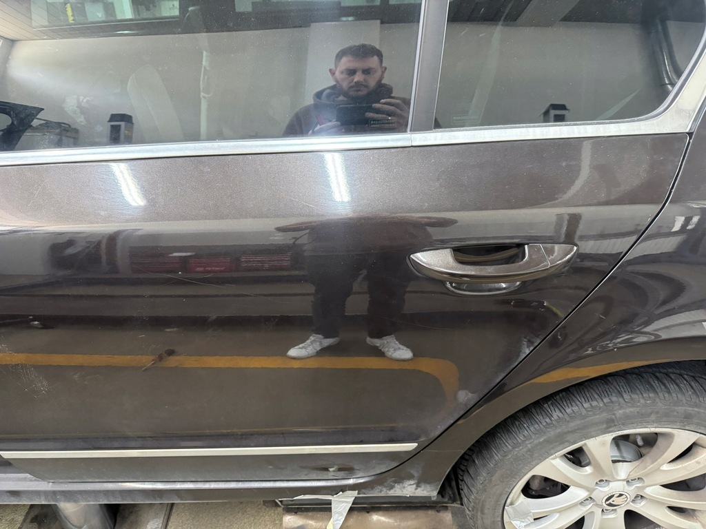 фото №1, Двері задня ліва skoda superb ii lift sedan lf8v