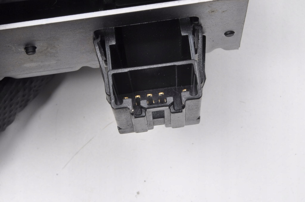 фото №11, Volvo xc70 ii v70 iii замок багажника кришки 31333543