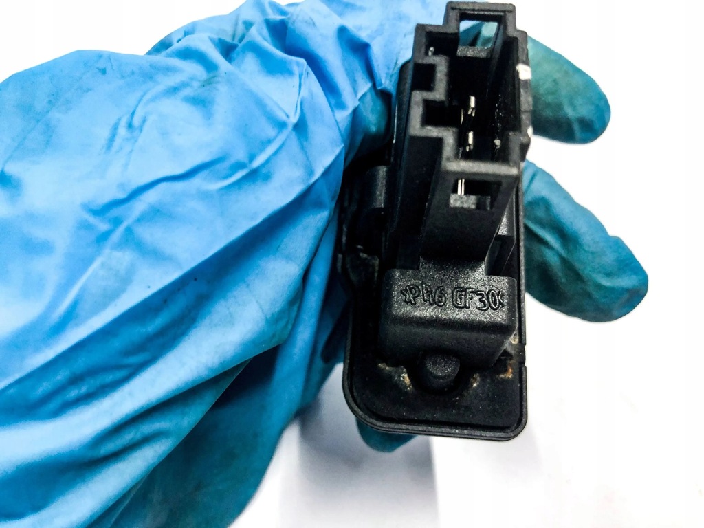 фото №9, Mercedes-benz slk r171 2005 фонари номерного знака регистрационный