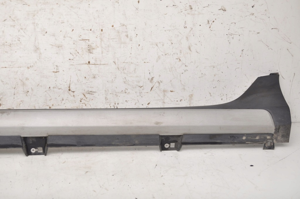 фото №2, Ford fiesta mk8 накладка порог правая