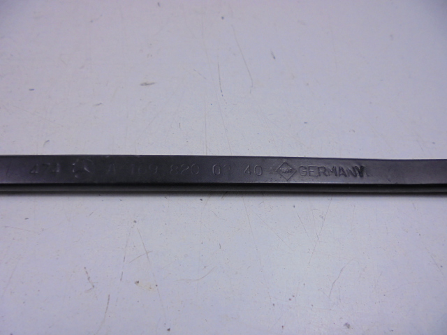 фото №11, Mercedes a w169 рычаг дворники перед правое a1698200240