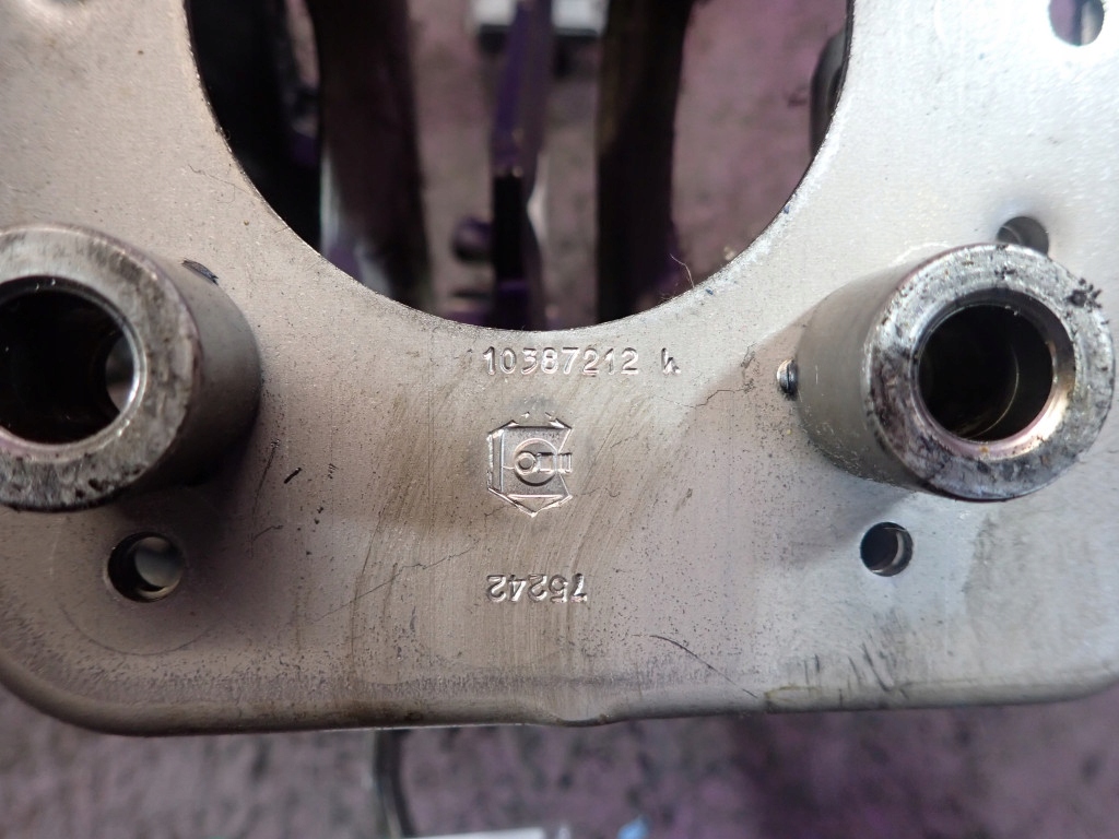 фото №9, Citroen c4 i 04-08 2.0 hdi педали сцепления тормоза датчики 9653941080