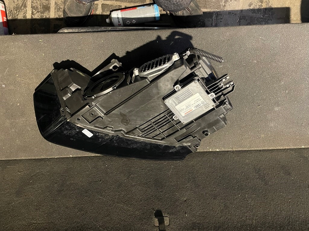 фото №7, Audi q3 8u lift ксенон лампа перед передняя правая europa