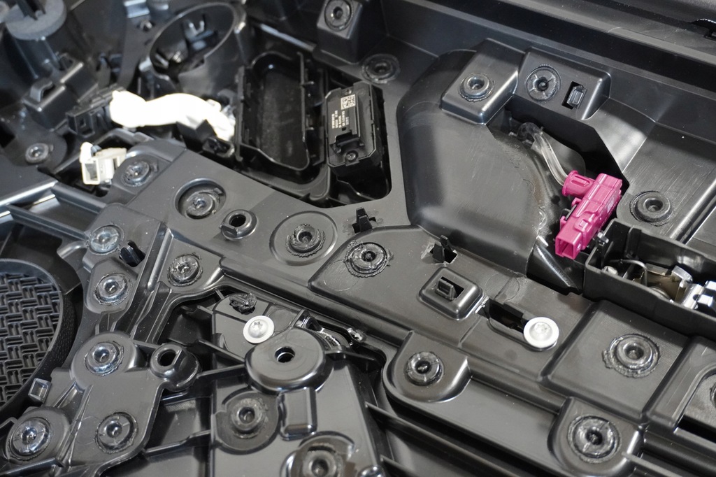 фото №7, Обшивка дверь обивка bmw x1 u11 harman/kardon led