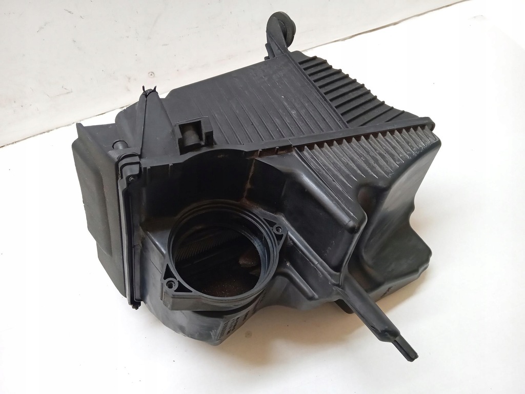 фото №1, Корпус фильтра воздуха renault scenic ii 2.0 dci