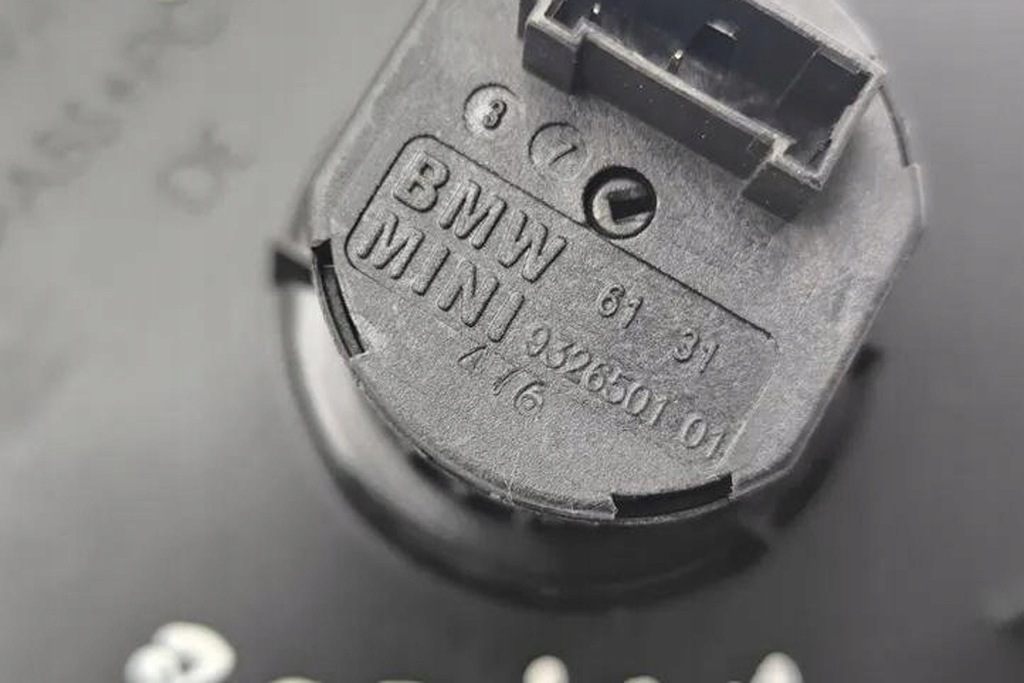 фото №9, Боковой накладки декоративные панели приборной панели bmw i3 i01 9282994 0.65l hybrid