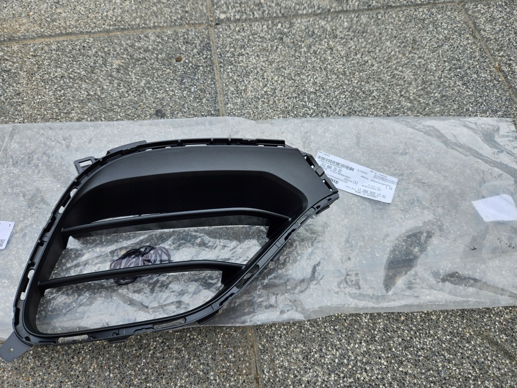 Купити Mercedes glc w253 6.3 amg решітка передня права