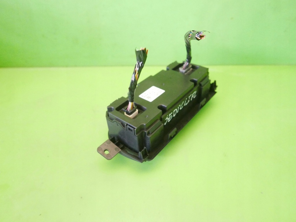 фото №8, Панель управление вентиляция обдув 3951055l00 fiat sedici i fl 09-14