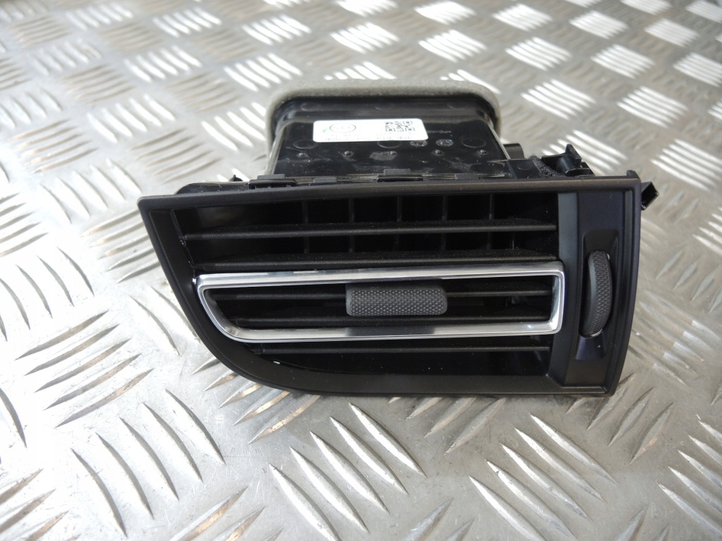 фото №1, Porsche macan 95b lift решётка обдув 95b819701j