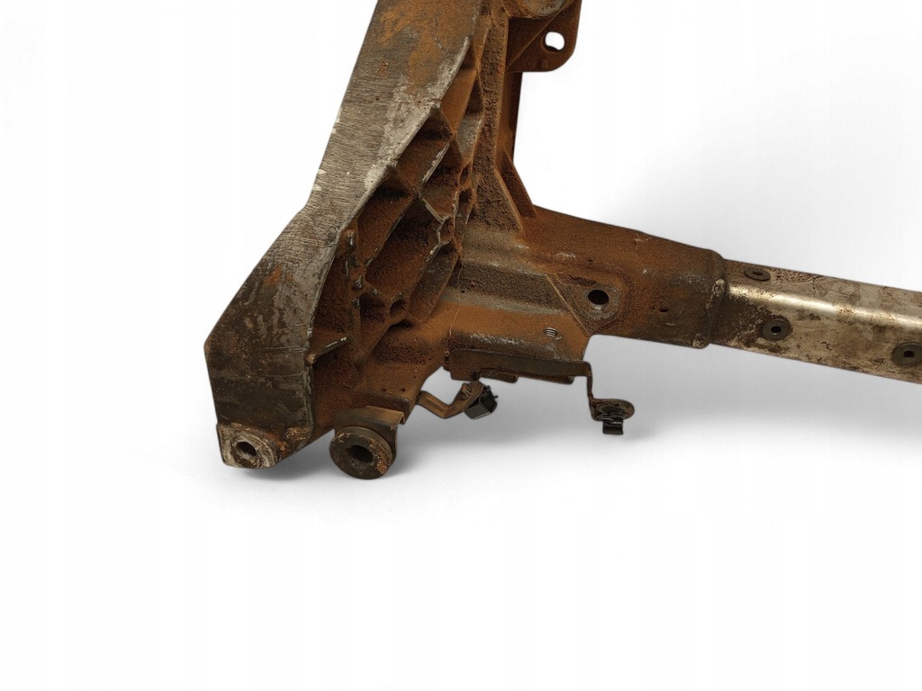 фото №8, Maserati levante 2017 рама допоміжна передня