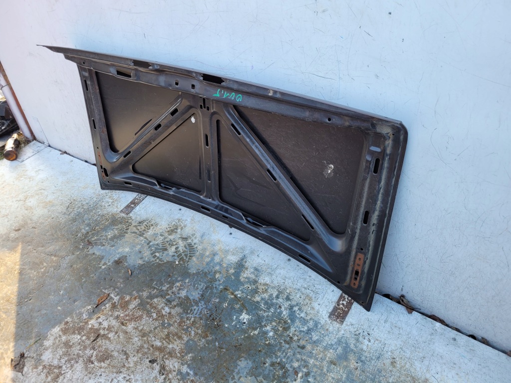 Mercedes w114 w115 крышка багажника багажника в Украине