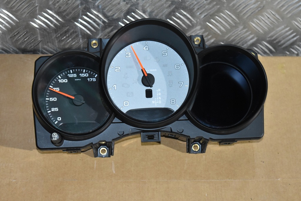 фото №1, Kpl. лічильник прилади porsche macan 1