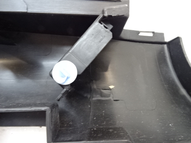 фото №12, Citroen c4 cactus молдинг порог накладка правая 9801521780