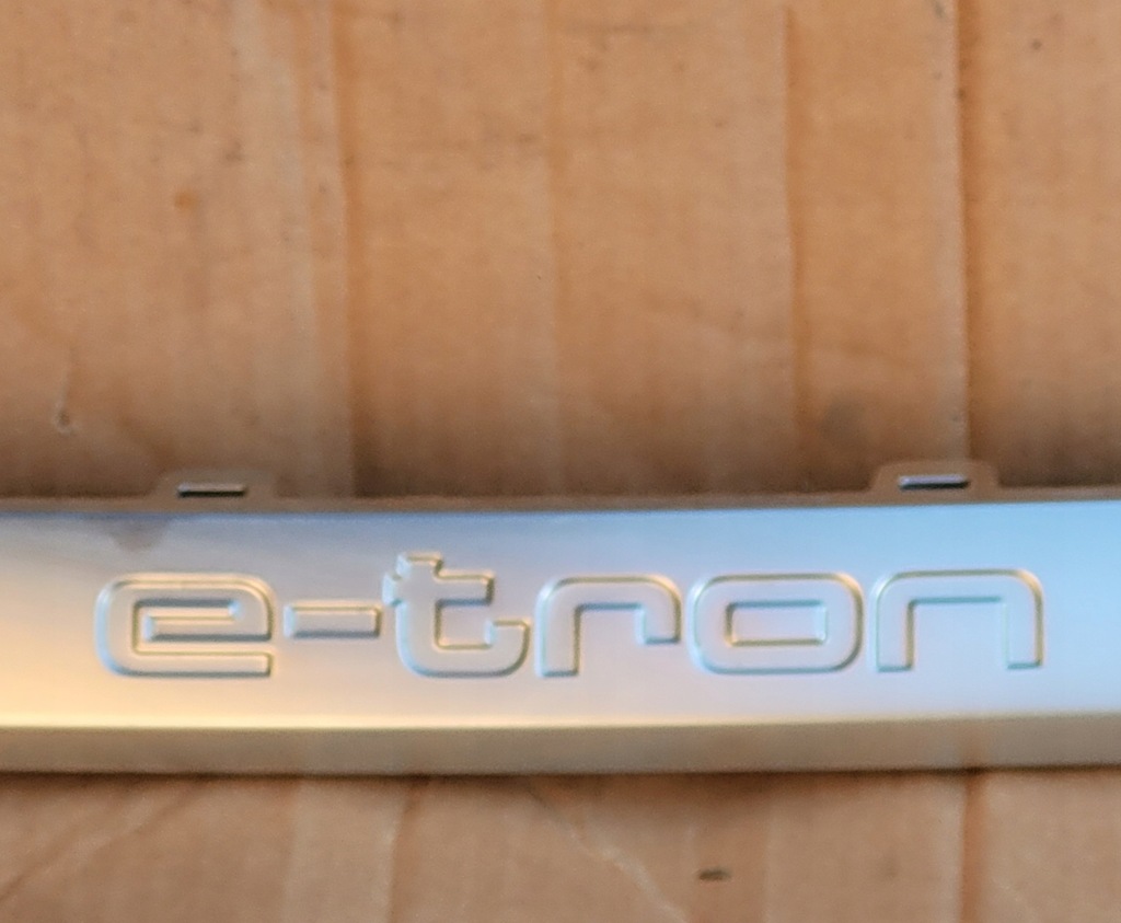 фото №9, Audi e-tron решётка радиатора решётка радиатора 4ke