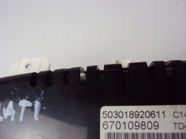 фото №6, Счетчик приборы maserati ghibli 2013-