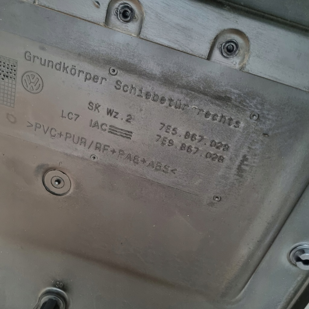 фото №9, Vw t6 multivan 7e шторка обшивка дверь обивка