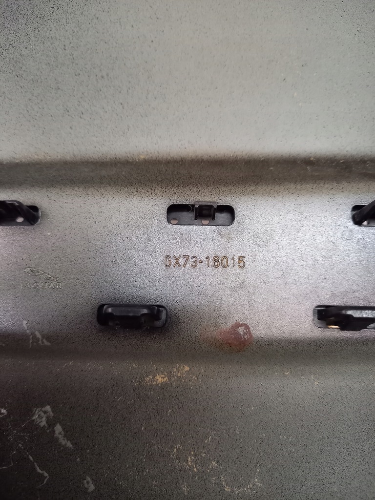 фото №13, Jaguar xe x760 gx73 крыло правый передний перед + молдинг