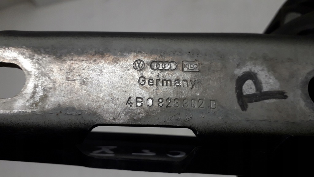 фото №6, Audi a6 c5 петля петлі капот лівий правий kpl