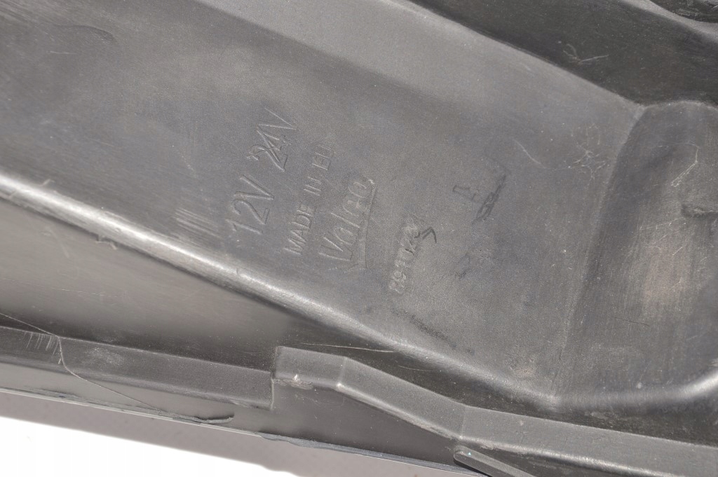 фото №12, Ferrari f12 berlinetta f152 лампа правий перед