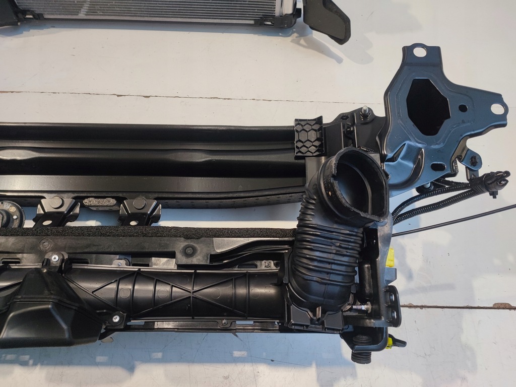 фото №10, Pas передній підсилювач радіатор вентилятор toyota yaris iv 4 mazda 2