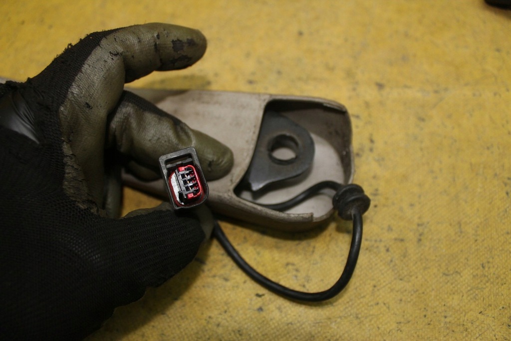 фото №4, Pas безпеки правий перед pacifica i