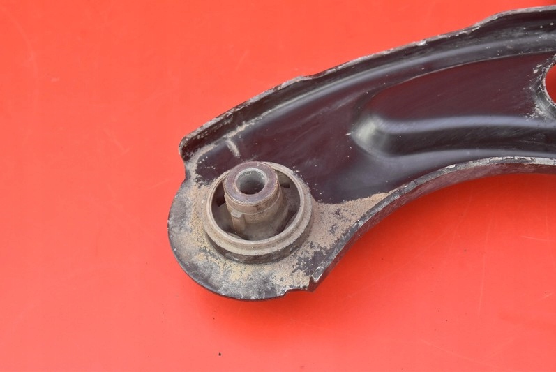фото №8, Рычаг правый перед peugeot 308 2 ii 1.2 thp 21r