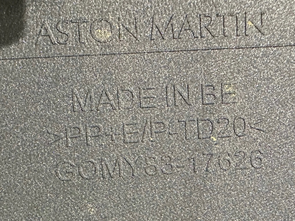 фото №9, Aston martin dbx спойлер накладка передний бампера my83-17626-ab