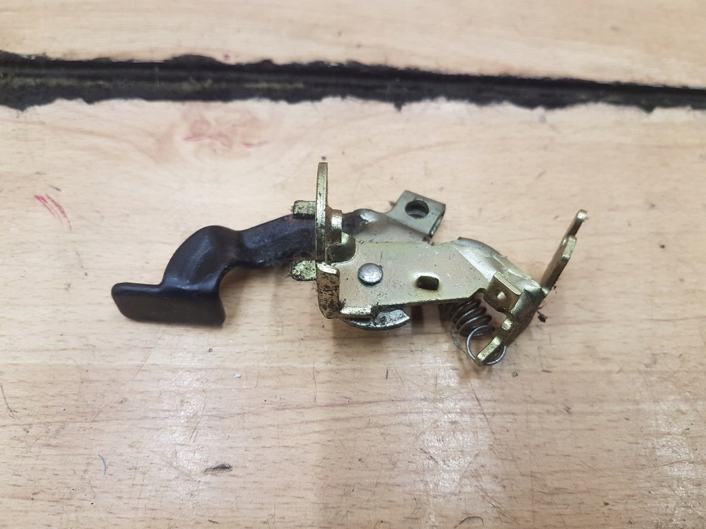 фото №1, Важіль заливної пального toyota corolla verso ii