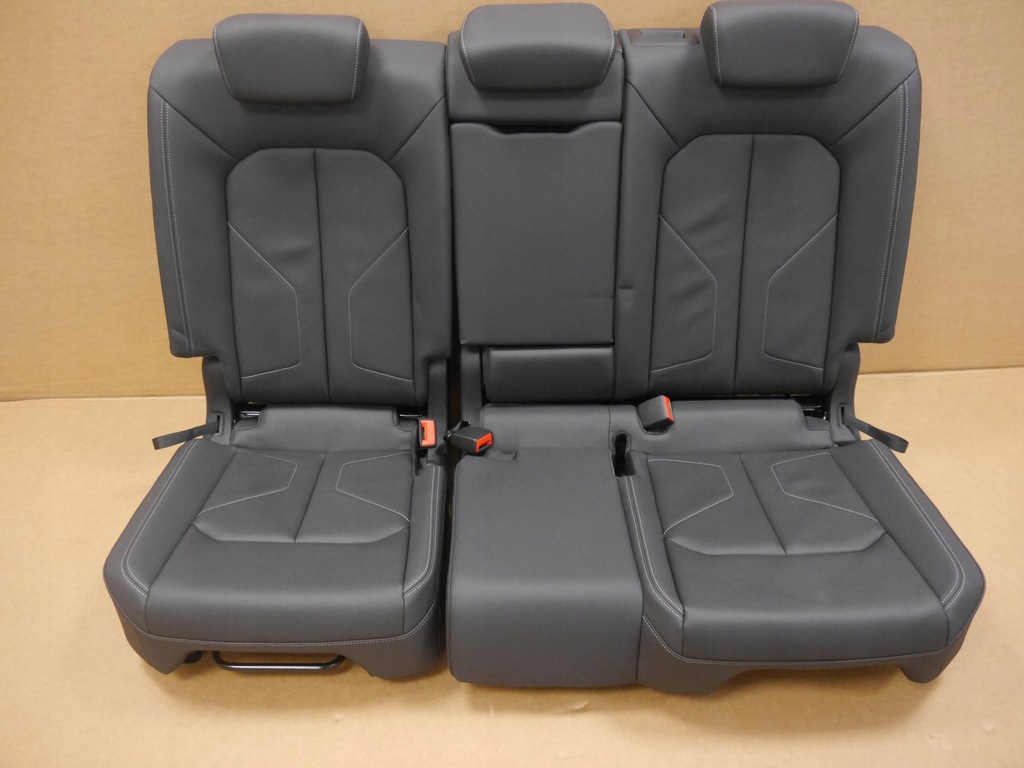 фото №7, Audi q3 83a сиденья обивка s-line