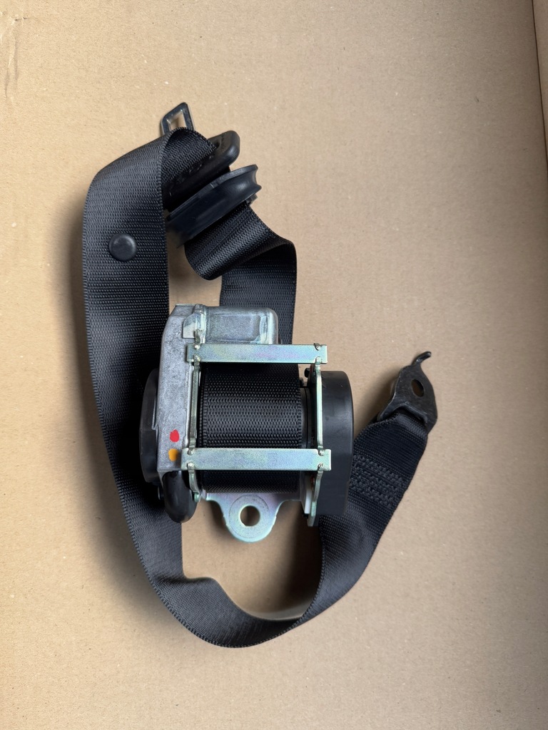 фото №1, Mercedes gls x166 pas безпеки правий задній 3 ряд