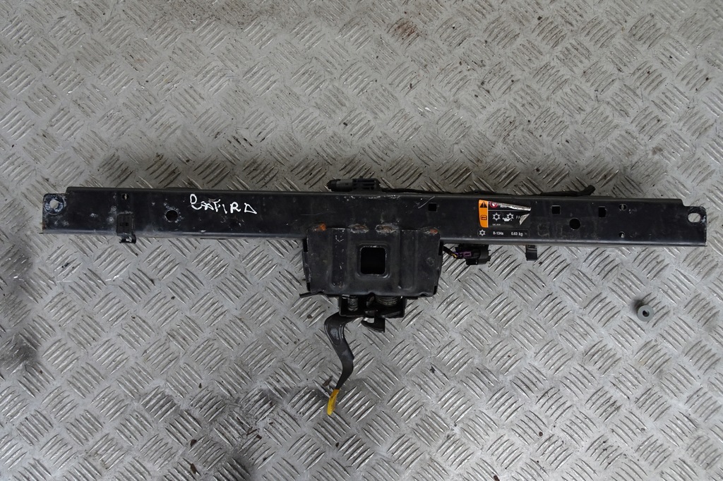 фото №1, Opel zafira c pas передній верхній 11-