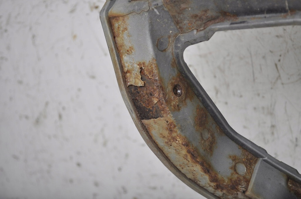 фото №8, Ford c-max pas передний усилитель 3m51-8b041-an