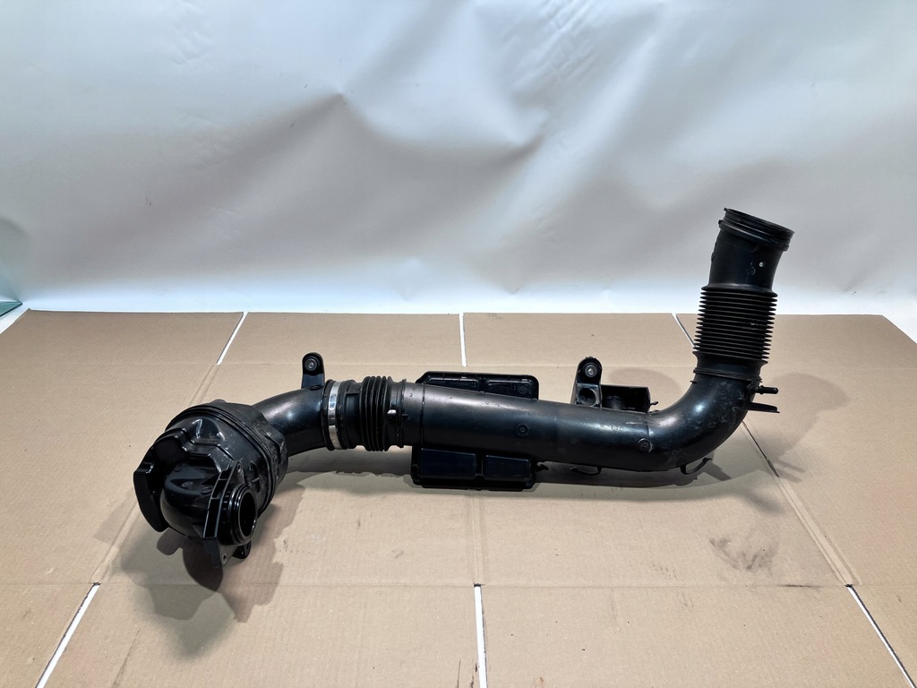 фото №3, Резонатор труба повітря volvo s60 iii 18- 2.0 b