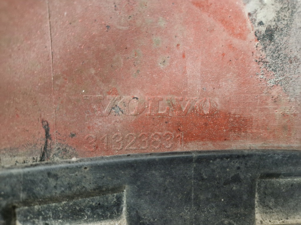 фото №13, Volvo v60 i s60 ii lift fl 13-18 бампер перед передний 31323831