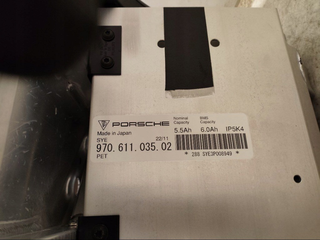 Акумулятор porsche panamera 2012 97061103502 Зі Шроту