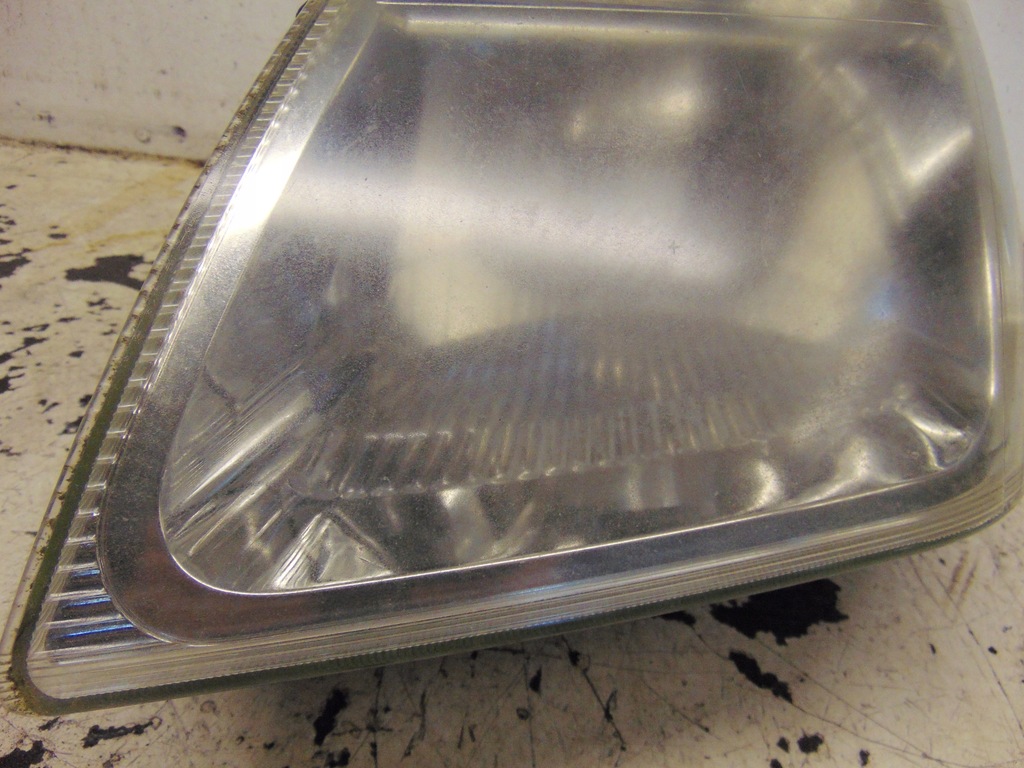 фото №10, Лампа права перед передня citroen c2 europa