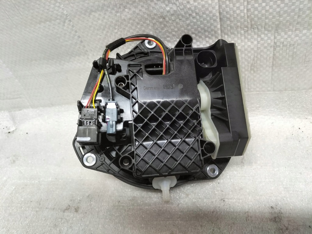 фото №2, Vw t-rock ручка камера заднего вида 2ga827469k oryg