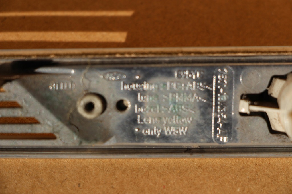 фото №5, Ford mondeo mk4 поворотник w крила правий