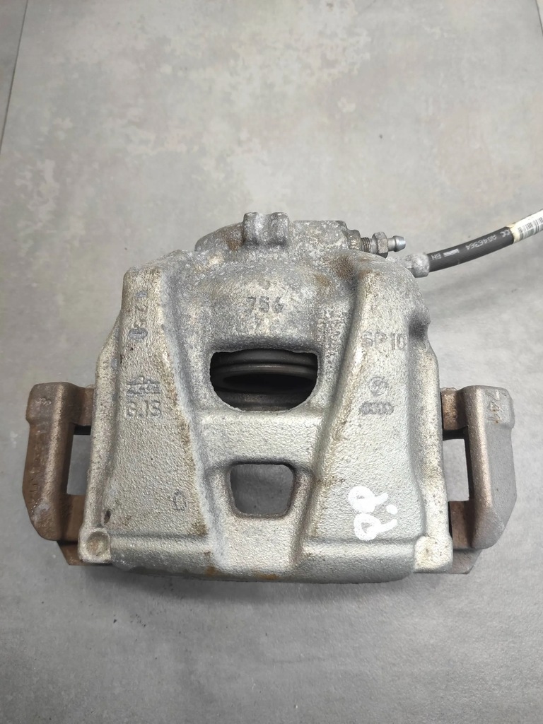 фото №1, Audi a5 8t суппорт правый перед