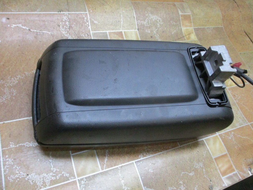 фото №6, Підлокітник audi a6 c6 czarna шкіра