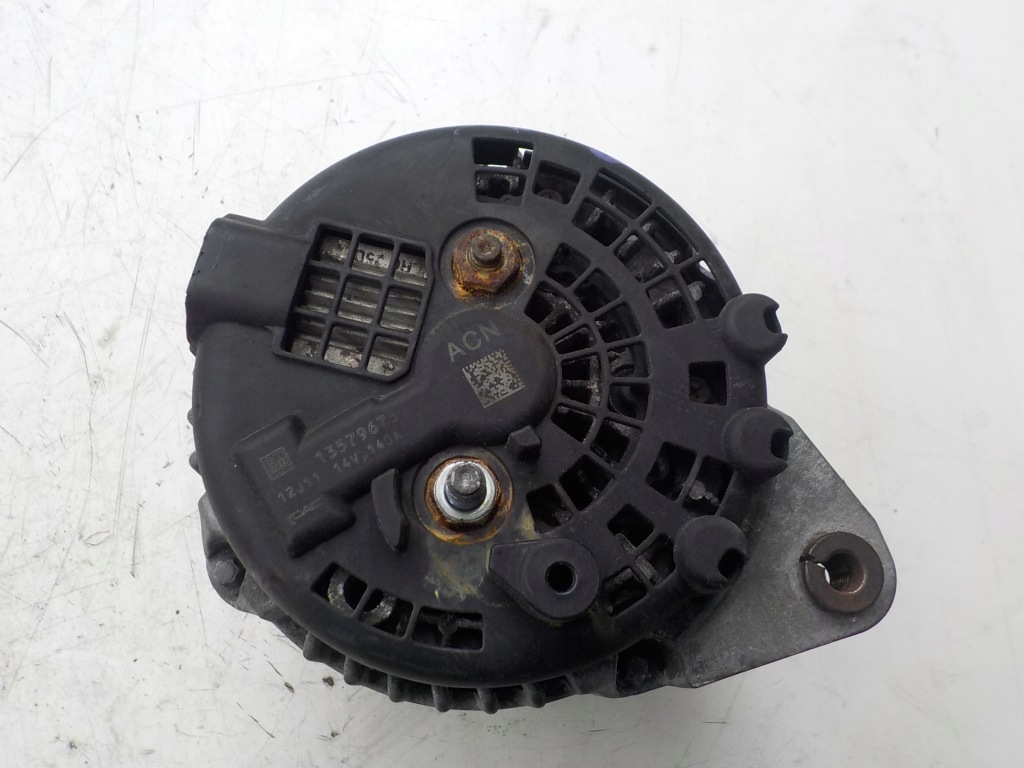 Opel astra iv j 1.7 cdti генератор 13579675 acn Киев