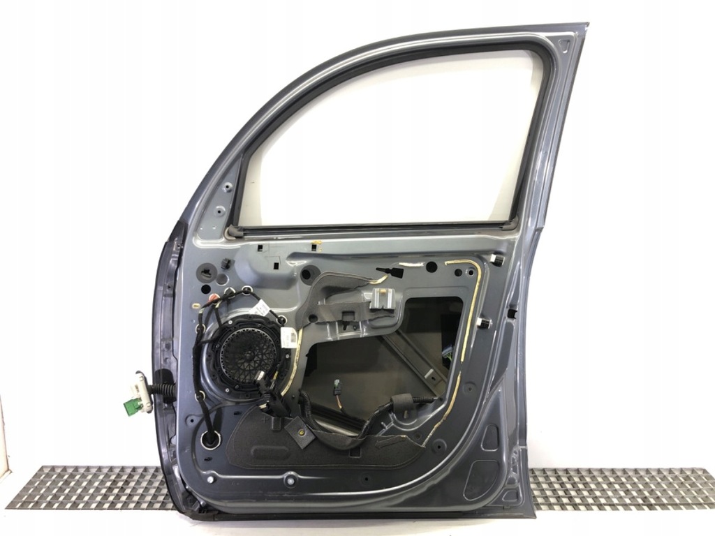 фото №6, Дверь правый перед citroen c3 picasso minivan