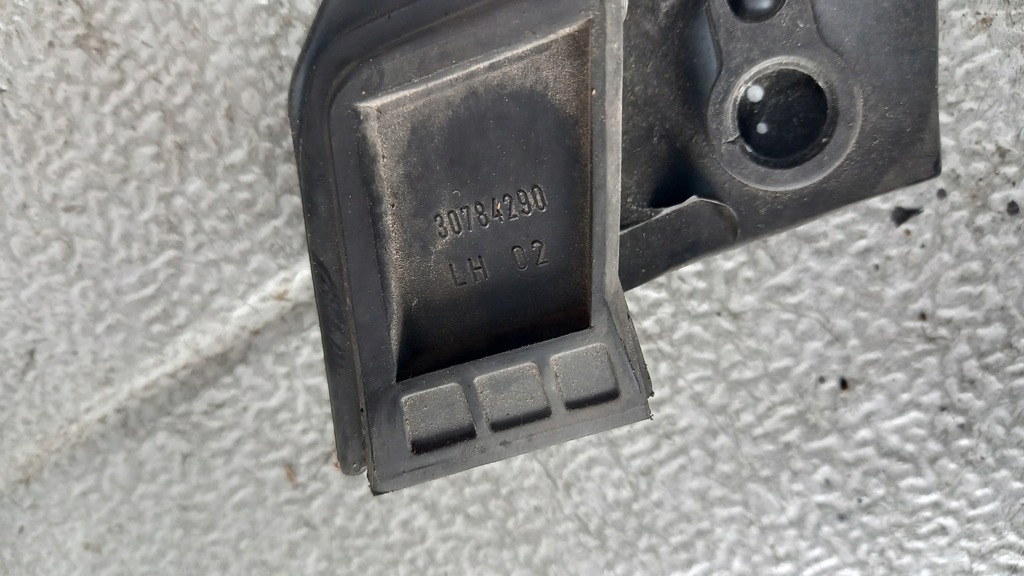 фото №8, Молдинг декоративная левый перед volvo s80 v70 30784290