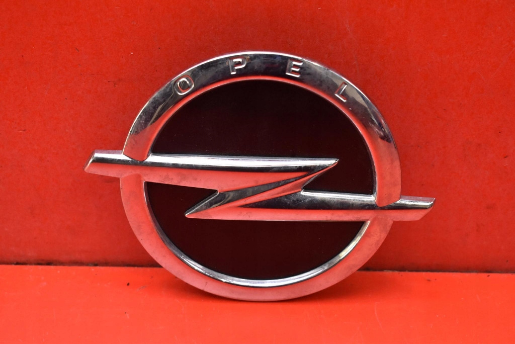 Ручка кнопка кришки задні задня opel insignia b седан 17-20 Недорого